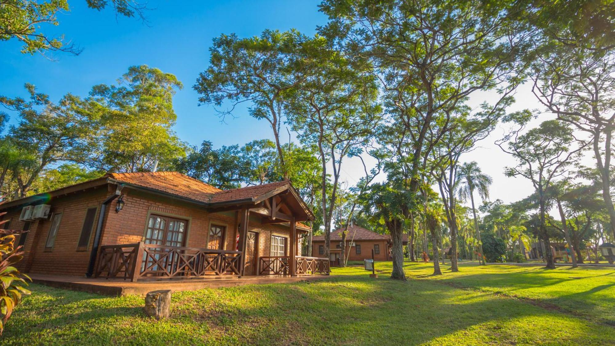 Complejo Americano Puerto Iguazu Exterior photo